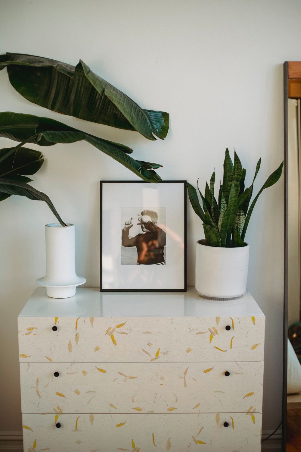 Papel de arroz con pétalos amarillos - Vinilo para muebles - Imagen 3